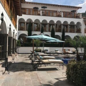 Palacio Nazarenas, a Belmond Hotel, Cusco. Sombrillas excéntricas